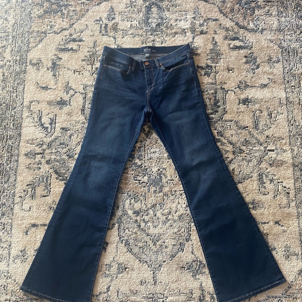 New York and Company Soho Flare Jeans Size 8 Dark Wash Medium/High Rise NWOT
